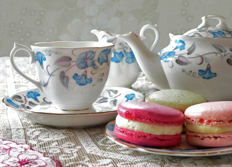 Anna Cull tea and macarons